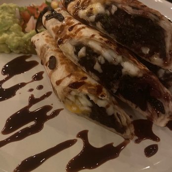 Limon - Hibiscus egg rolls appetizer - Mexican Near Me - La Gloria, ROO Limon - Hibiscus egg rolls appetizer - Mexican Near Me - La Gloria, ROO