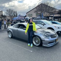 Mando's Tires