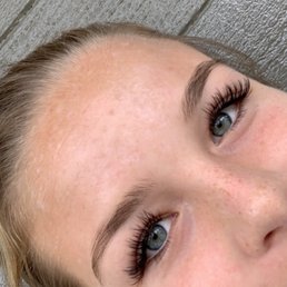 Eyelash extensions Eyelash extensions