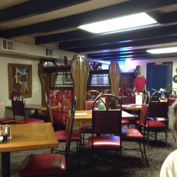 Macarios Grill - Nice decor. Makes it feel warm & friendly. - Mexican Near Me - Indio, California