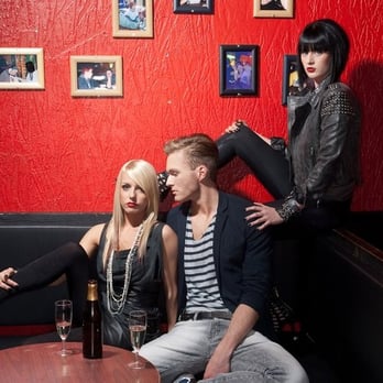 Fashion For Friends - eigene Kollektion - Hair Salons Near Me - Dortmund, NW Fashion For Friends - eigene Kollektion - Hair Salons Near Me - Dortmund, NW