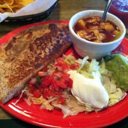 La Hacienda De Leon - Tortilla soup and spinish and bean quesadilla. Lunch special 4 (SP4)