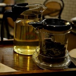 Mei Leaf - Refillable pots of tea.