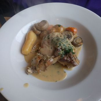 L'escargot blanc - Rabbit casserole. - French Near Me - Edinburgh, EDH