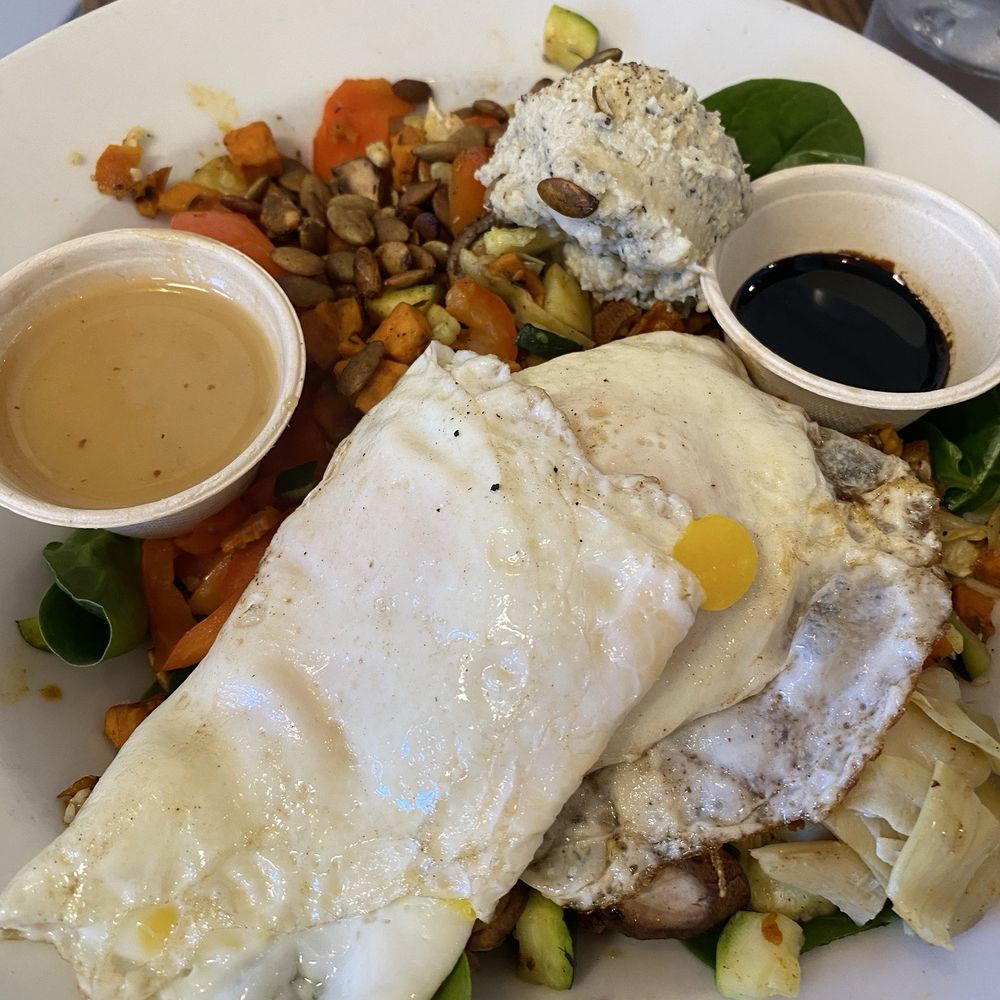 Nectarine Grove - Vege bowl with an egg. Veges cooked perfectly - New American Near Me - Encinitas, California