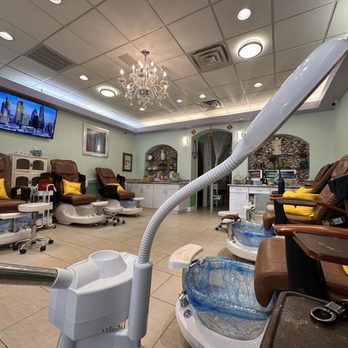 Classic Nails Spa - Many comfy chairs, peaceful music and environment. - Nail Salons Near Me - Katy, Texas Classic Nails Spa - Many comfy chairs, peaceful music and environment. - Nail Salons Near Me - Katy, Texas