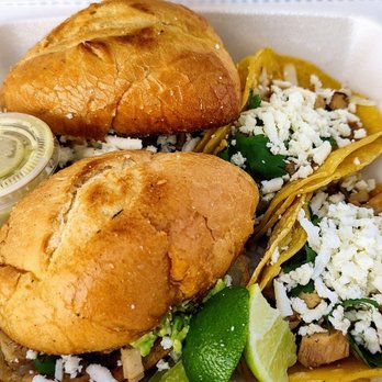 EL TACO NATO - The Combo Plate - excellent value for $12 - Food Trucks Near Me - Houston, Texas