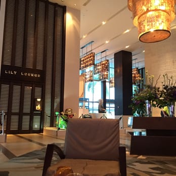 Kimpton EPIC Hotel - Lobby - Hotels Near Me - Miami, Florida Kimpton EPIC Hotel - Lobby - Hotels Near Me - Miami, Florida