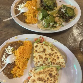 TaKitos Mexican Restaurant - Beer, Wine & Spirits Near Me - Hollywood, Florida