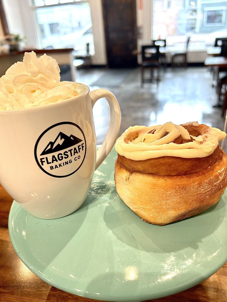 flagstaff baking co Logo