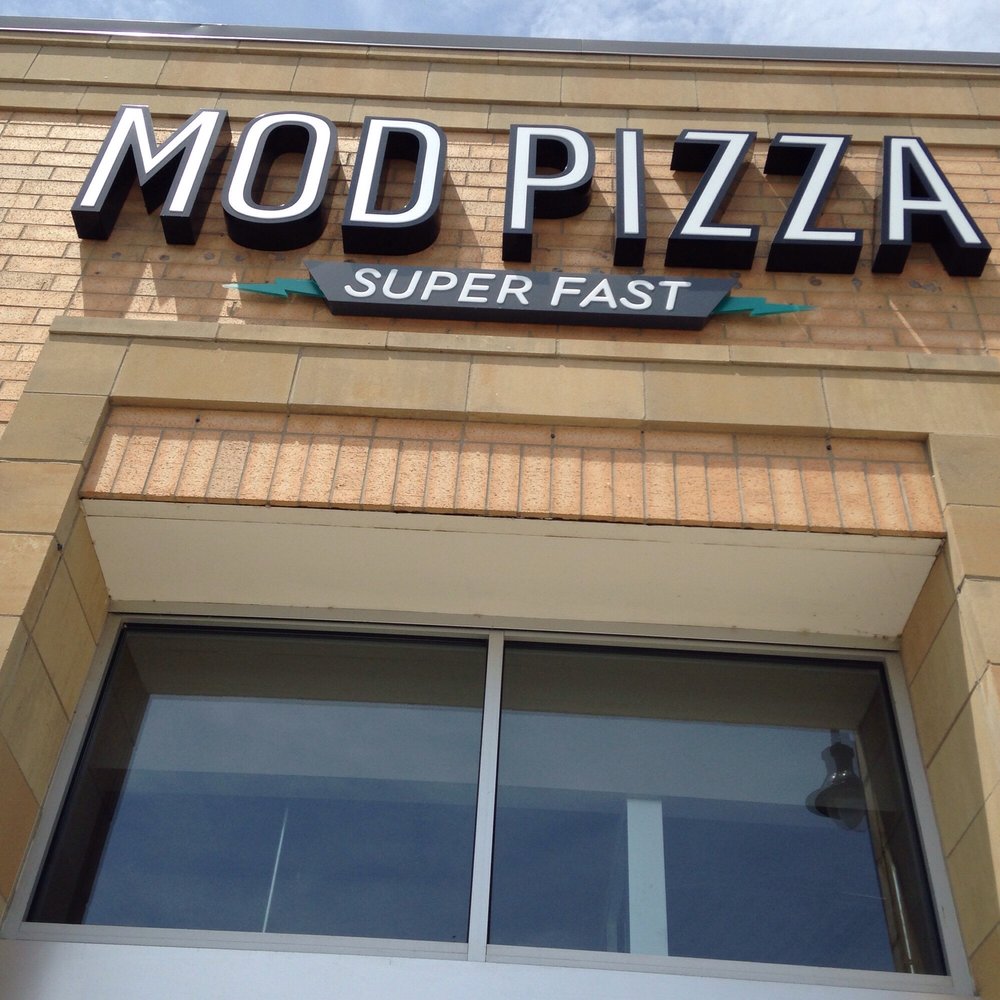 MOD Pizza - Pizza Near Me - Naperville, Illinois
