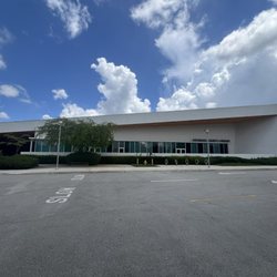 Broward County Library - Outside of library
