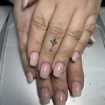 Pro Nails & Spa - Nail Salons Near Me - Fairless Hills, Pennsylvania