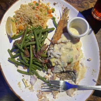 Aquarium Restaurant - Red Snapper - Seafood Near Me - Nashville, Tennessee Aquarium Restaurant - Red Snapper - Seafood Near Me - Nashville, Tennessee