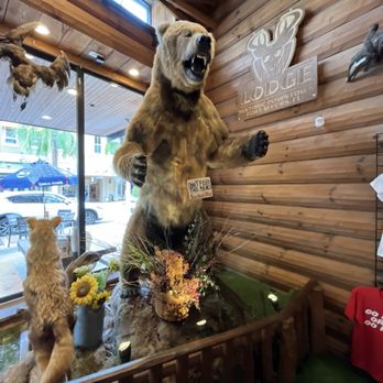 The Lodge - Sports Bars Near Me - Fort Myers, Florida