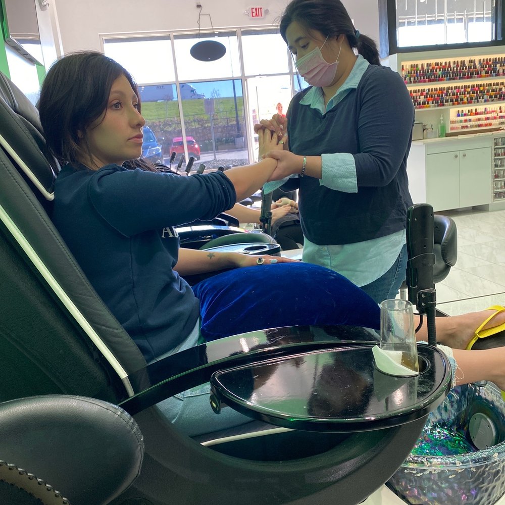 Maxiam Nail Bar - Super nice, professional, clean, and relaxing! - Nail Salons Near Me - Euless, Texas