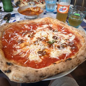 Gino e Toto Sorbillo - Pizza dell' Alleanza - Pizza Near Me - Rome, RM