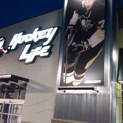 Pro Hockey Life