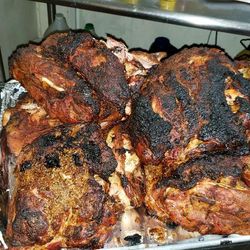 KahunaOS Bar & Grill - Smoked pork from our Pitmaker