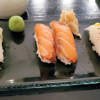 M Palermo - Ume, Salmon Pepper, Limeño - Sushi Bars Near Me - Buenos Aires, C