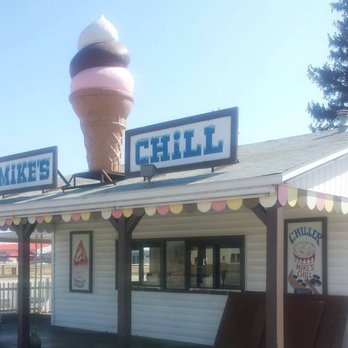 Mike's Grill - a large ice cream cone on top of a building - Burgers Near Me - Tilton, Illinois Mike's Grill - a large ice cream cone on top of a building - Burgers Near Me - Tilton, Illinois