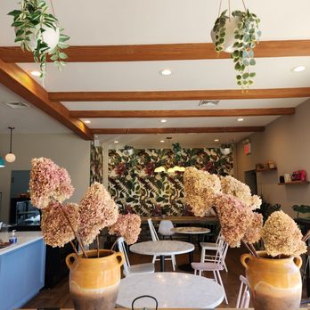 CafeInn - Interior - Cafes Near Me - Jericho, New York
