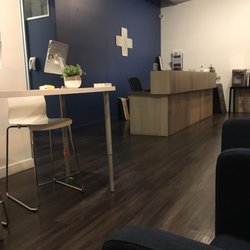 Carbon Health Urgent Care Oakland - Waiting area