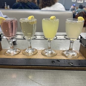 Biscuits Cafe - Mimosas pear, grapefruit, apple and cranberry - Cafes Near Me - Federal Way, Washington