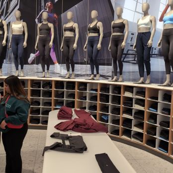 lululemon athletica - Females clothing - Sports Wear Near Me - Plano, Texas lululemon athletica - Females clothing - Sports Wear Near Me - Plano, Texas