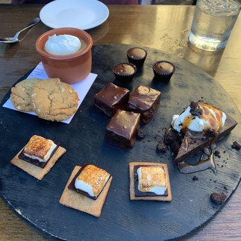AOC - Dessert platter - Cocktail Bars Near Me - Los Angeles, California