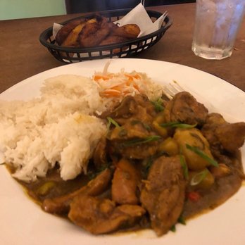 Stella's - Curry Chicken - Caribbean Near Me - Brooklyn, New York