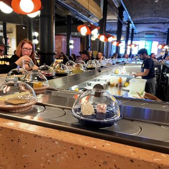 Seven Dials Market - The Cheese Bar - Public Markets Near Me - London, XGL Seven Dials Market - The Cheese Bar - Public Markets Near Me - London, XGL