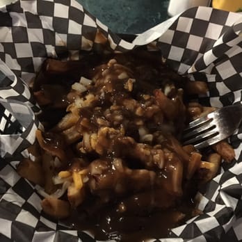 Carey's Irish Pub - a basket of food - Irish Pub Near Me - Gravenhurst, Ontario Carey's Irish Pub - a basket of food - Irish Pub Near Me - Gravenhurst, Ontario