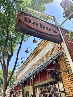 Babe's Chicken Dinner House by null