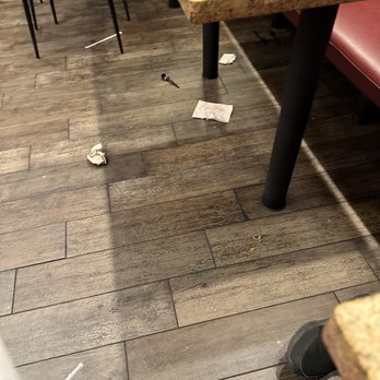 Panda Express - The food was fine. The dining area dirty. - Chinese Near Me - Thackerville, Oklahoma Panda Express - The food was fine. The dining area dirty. - Chinese Near Me - Thackerville, Oklahoma