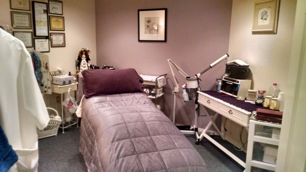 Permanent Makeup & Skincare By Jeanette Logo