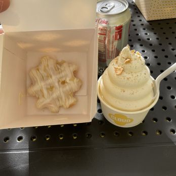 Cloud Soft Serve & Waffles - Whipped honey waffle & cinnamon toast soft serve - Ice Cream & Frozen Yogurt Near Me - Edmond, Oklahoma Cloud Soft Serve & Waffles - Whipped honey waffle & cinnamon toast soft serve - Ice Cream & Frozen Yogurt Near Me - Edmond, Oklahoma