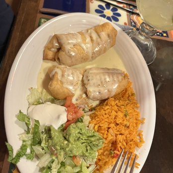 5 de Mayo Mexican Grill & Bar - Seafood chimichanga - Mexican Near Me - Allendale, Michigan 5 de Mayo Mexican Grill & Bar - Seafood chimichanga - Mexican Near Me - Allendale, Michigan