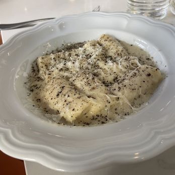 Speck Italian Eatery - Cacio e pepe - Italian Near Me - Columbus, Ohio