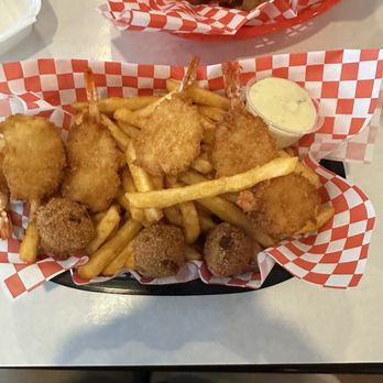 Rocking Crab II - Shrimp basket - Cajun/Creole Near Me - Irving, Texas Rocking Crab II - Shrimp basket - Cajun/Creole Near Me - Irving, Texas