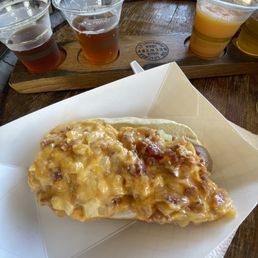 Frank with onions, cheddar, bacon, and pineapple Frank with onions, cheddar, bacon, and pineapple