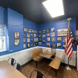 Lori's American Grille