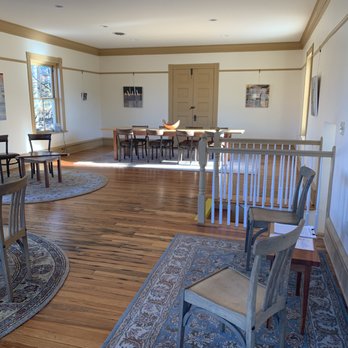 Ox-Eye Vineyards Tasting Room - Lovely upstairs space - Wineries Near Me - Staunton, Virginia Ox-Eye Vineyards Tasting Room - Lovely upstairs space - Wineries Near Me - Staunton, Virginia