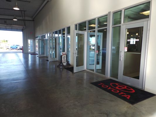 ALEXANDER TOYOTA - Updated August 2025 - 33 Photos & 72 Reviews - 889 E ...