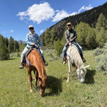 Jake's Horses - Horseback Riding Near Me - Gallatin Gateway, Montana Jake's Horses - Horseback Riding Near Me - Gallatin Gateway, Montana