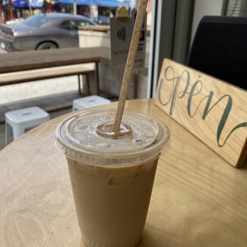 Earth Bean Coffee - Ice Carmel latte - Coffee & Tea Near Me - Los Angeles, California