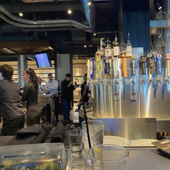 Yard House - Bar area - New American Near Me - Sarasota, Florida Yard House - Bar area - New American Near Me - Sarasota, Florida