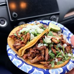 La Poblanita Mexican Food Truck - Adobada tacos