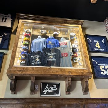 Rocking R Bar - College kudos - Sports Bars Near Me - Bozeman, Montana