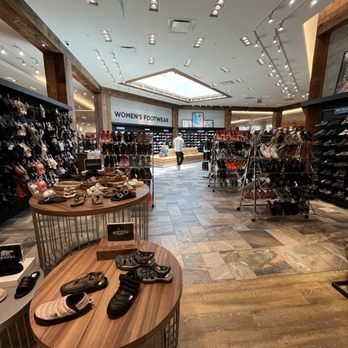 Sporting Life - Sporting Goods Near Me - Richmond Hill, Ontario